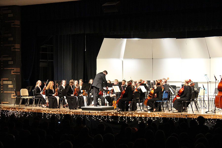 The Freshman orchestra starting the Christmas themed concert.