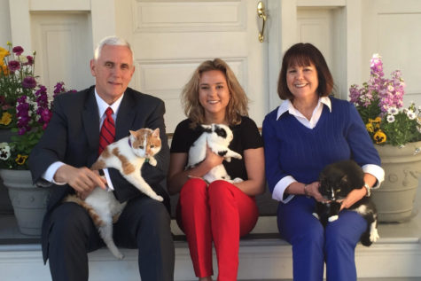 John Oliver, Mike Pence… and the Bunny of the United States?