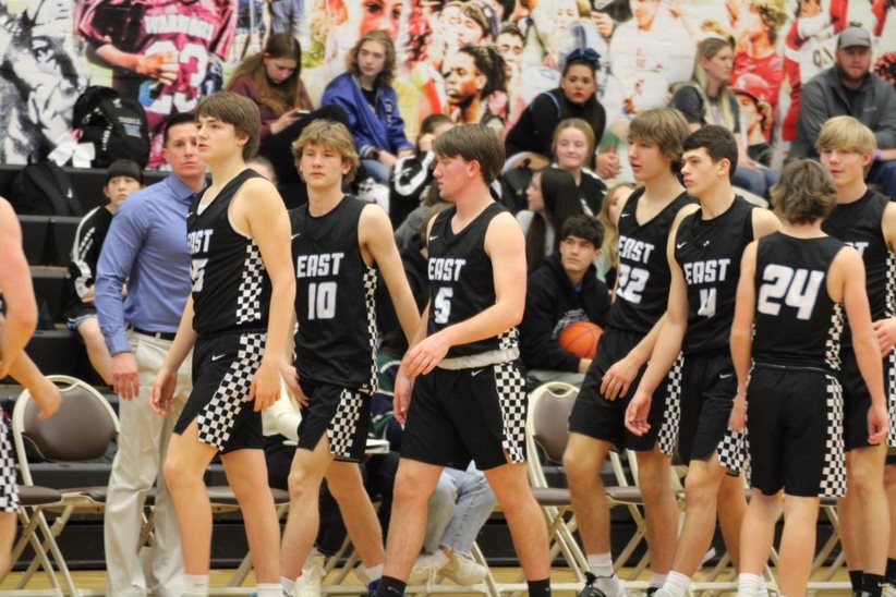 Boys Basketball Gears Up for Regionals