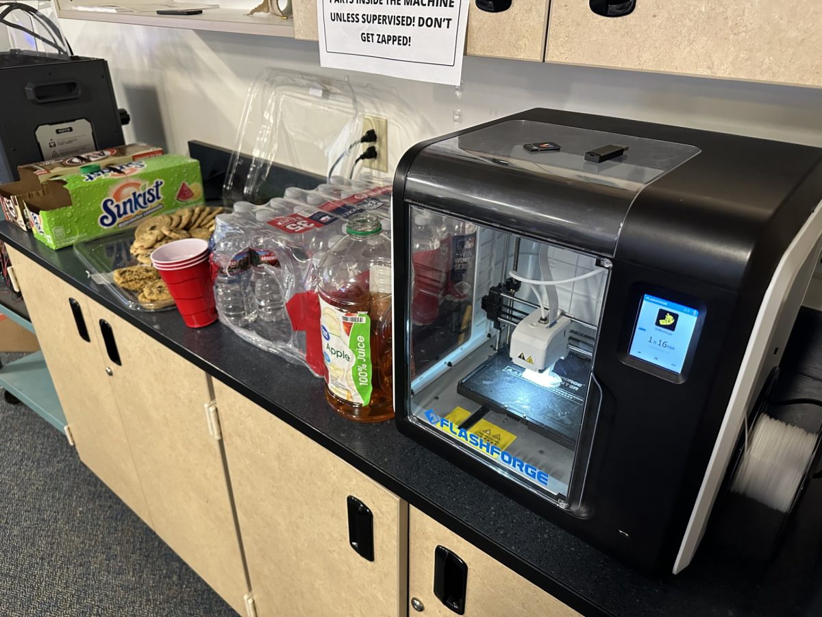 3D Print and Robotics Club Kicks Off with Open House