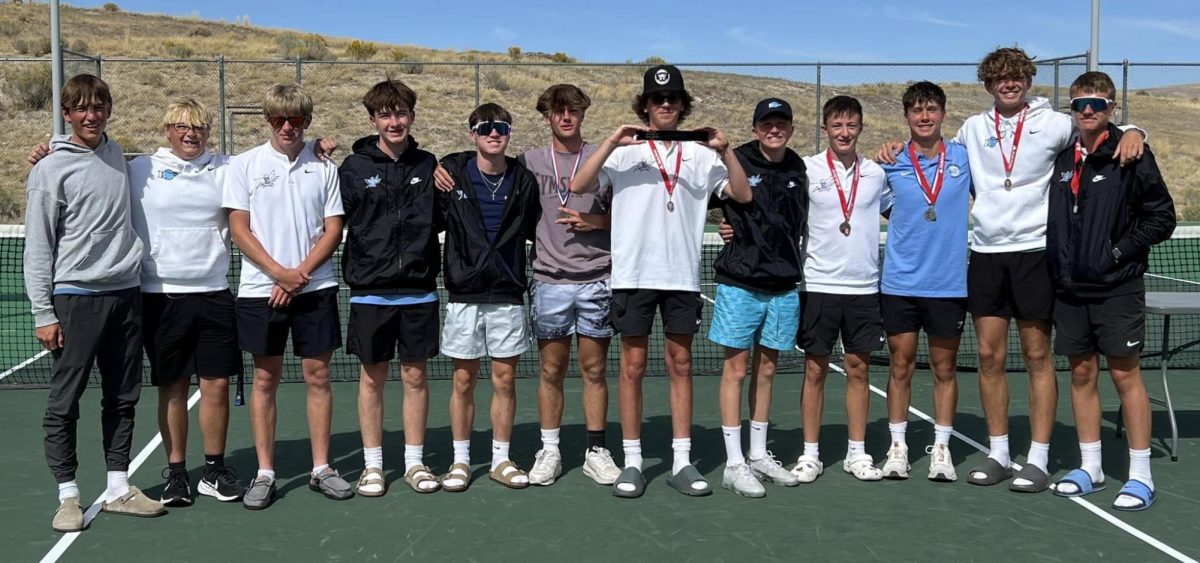 East boys take 2nd at regional tennis