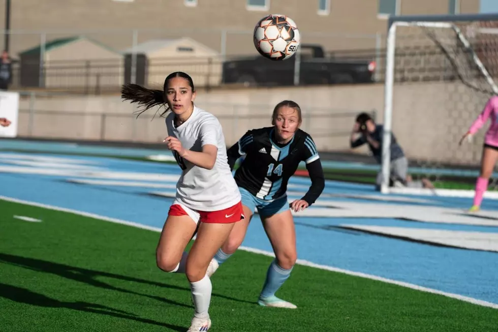 Cheyenne east girls soccer splits 1-1 with cross town rivals central